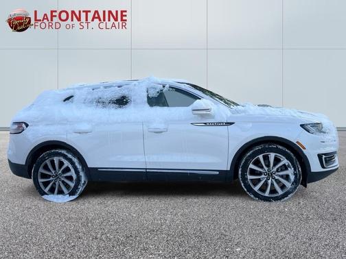 2019 Lincoln Nautilus Select