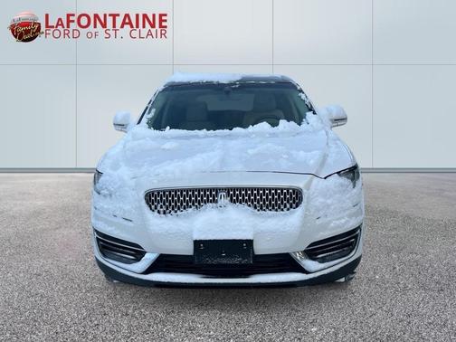 2019 Lincoln Nautilus Select