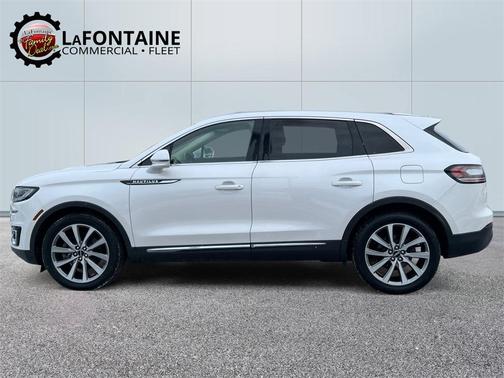 2019 Lincoln Nautilus Select