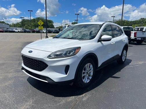 Oxford White 2020 Ford Escape SE