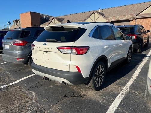 2020 Ford Escape Titanium