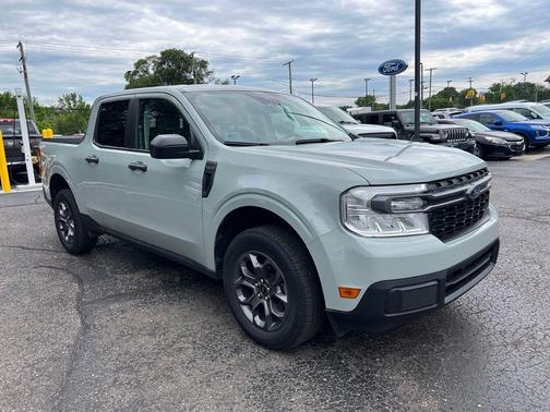 Cactus Green / Gray 2022 Ford Maverick XLT