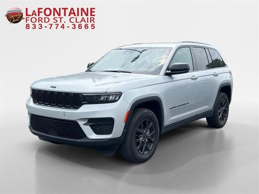 2024 Jeep Grand Cherokee Laredo