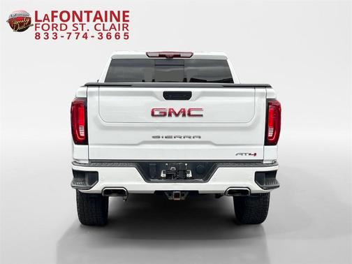 2022 GMC Sierra 1500 Limited AT4