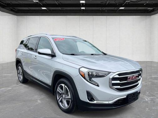 Quicksilver Metallic 2019 GMC Terrain SLT