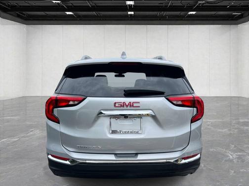 Quicksilver Metallic 2019 GMC Terrain SLT