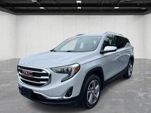 Quicksilver Metallic 2019 GMC Terrain SLT