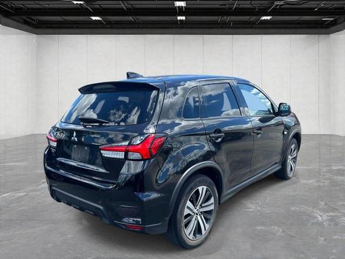 Labrador Black Pearl 2022 Mitsubishi Outlander Sport 2.0 ES