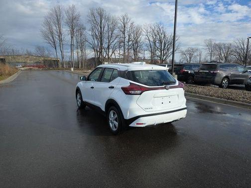 Fresh Powder 2023 Nissan Kicks S