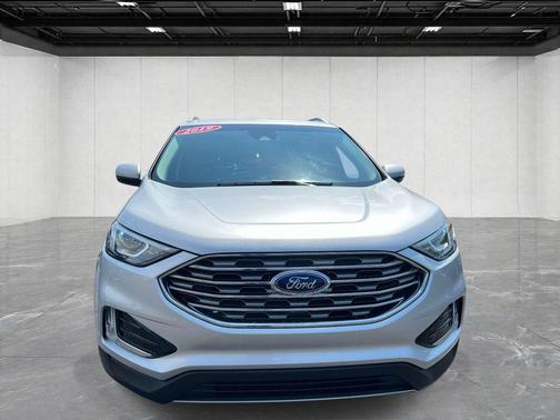 Ingot Silver 2019 Ford Edge SEL