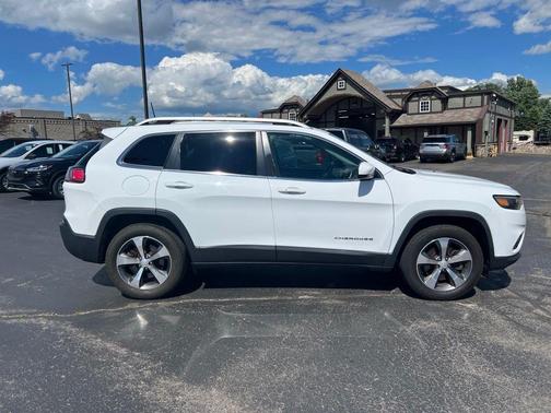 Bright White Clearcoat 2019 Jeep Cherokee Limited