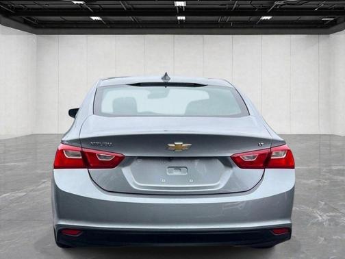 Sterling Gray Metallic 2023 Chevrolet Malibu LT