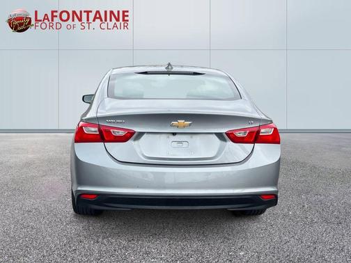 Sterling Gray Metallic 2023 Chevrolet Malibu LT