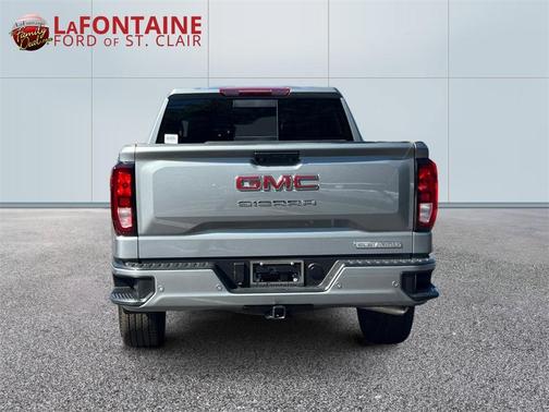 2025 GMC Sierra 1500 Elevation