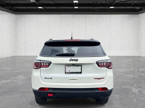 White Clearcoat 2020 Jeep Compass Trailhawk
