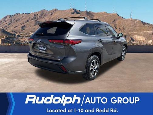 2022 Toyota Highlander Hybrid XLE