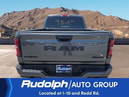 Granite Crystal Metallic Clearcoat 2025 RAM 1500 Big Horn/Lone Star
