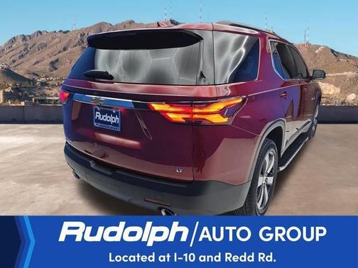 2023 Chevrolet Traverse LT Leather