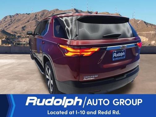 2023 Chevrolet Traverse LT Leather