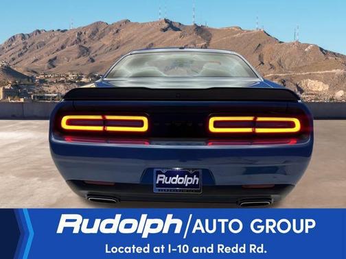 2022 Dodge Challenger SXT