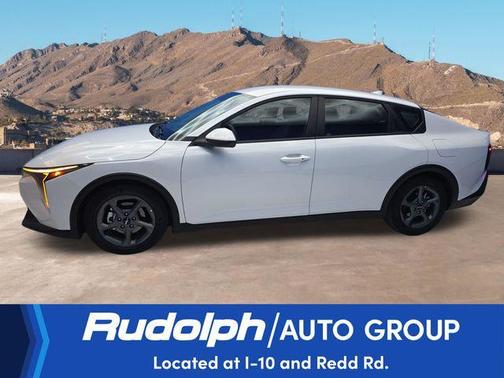 Snow White Pearl 2025 Kia K4 LXS