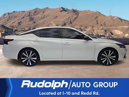 2022 Nissan Altima SR FWD
