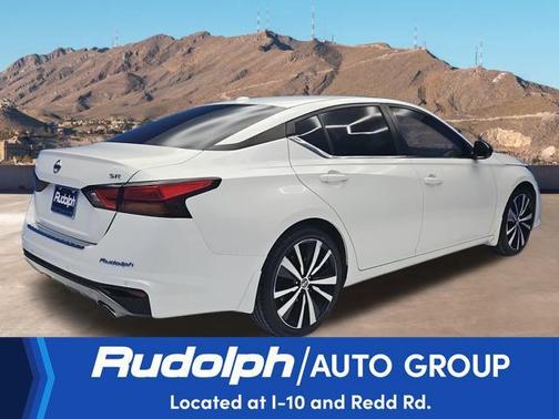 2022 Nissan Altima SR FWD
