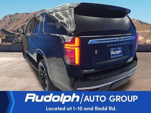 Midnight Blue Metallic 2022 Chevrolet Suburban LS