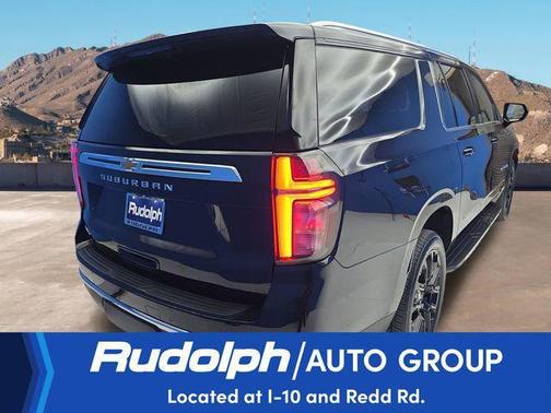Midnight Blue Metallic 2022 Chevrolet Suburban LS