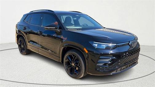 2025 Volkswagen Tiguan 2.0T SE R-Line Black