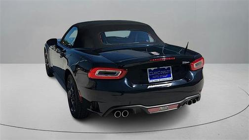 2017 FIAT 124 Spider Base