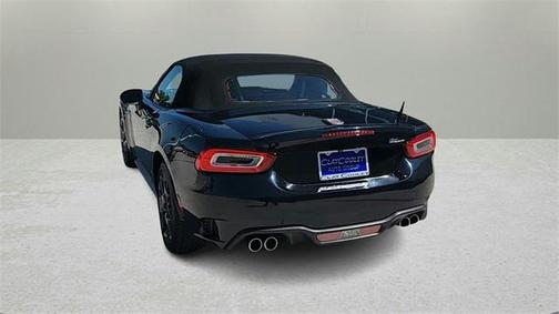 2017 FIAT 124 Spider Base