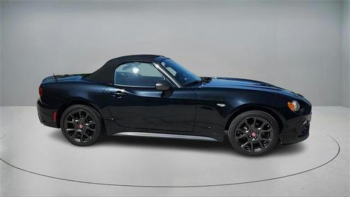 2017 FIAT 124 Spider Base