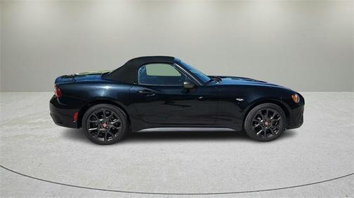 2017 FIAT 124 Spider Base