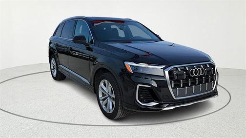 2025 Audi Q7 55 Premium Plus