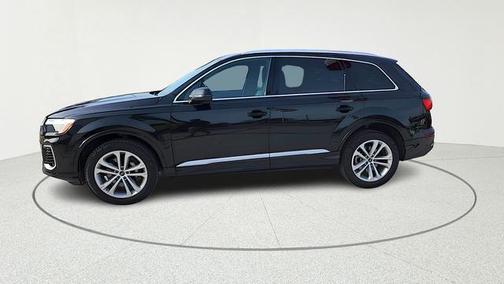 2025 Audi Q7 55 Premium Plus