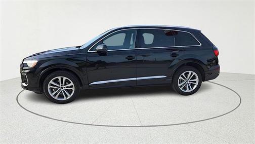 2025 Audi Q7 55 Premium Plus