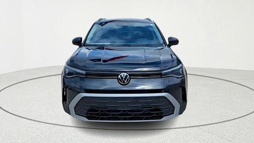 Deep Black Pearl 2026 Volkswagen Taos SE
