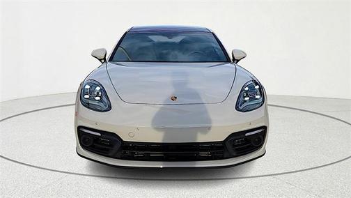 2023 Porsche Panamera 