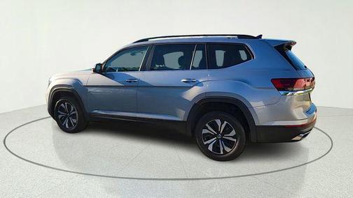 Silver Mist Metallic 2024 Volkswagen Atlas 2.0T SE