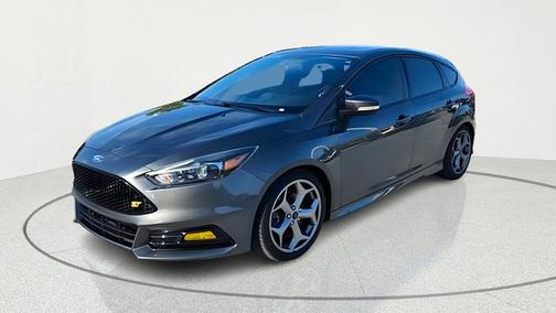 2017 Ford Focus ST 