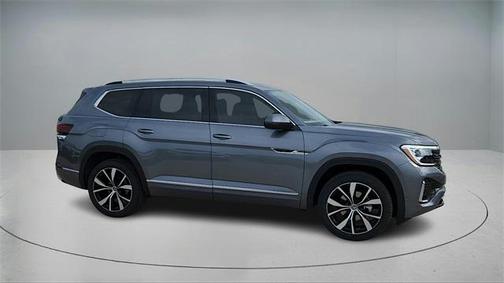 2025 Volkswagen Atlas 2.0T SEL Premium R-Line 4MOTION