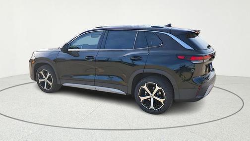 Deep Black Pearl 2026 Volkswagen Tiguan 2.0T SE