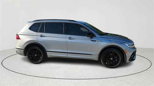 2022 Volkswagen Tiguan 2.0T SE R-Line Black 4MOTION