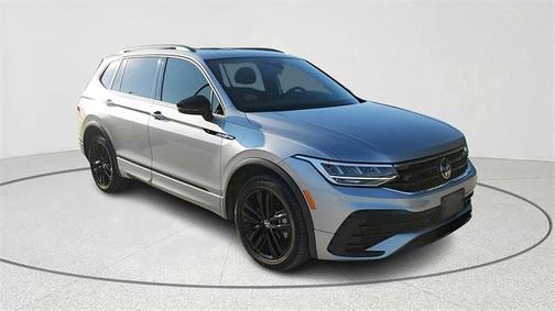 2022 Volkswagen Tiguan 2.0T SE R-Line Black 4MOTION