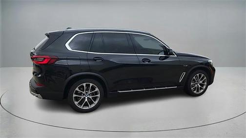 2023 BMW X5 PHEV xDrive45e