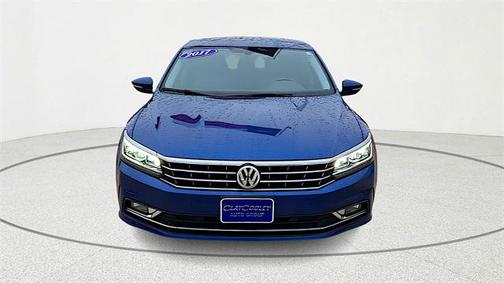 2017 Volkswagen Passat 1.8T SE w/Technology