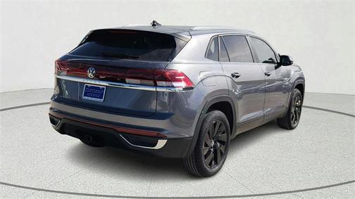 2025 Volkswagen Atlas Cross Sport 2.0T SE w/Technology