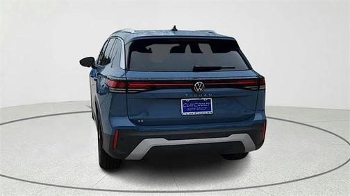2025 Volkswagen Tiguan 2.0T SE