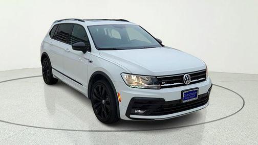 Pure White 2021 Volkswagen Tiguan 2.0T SE R-Line Black